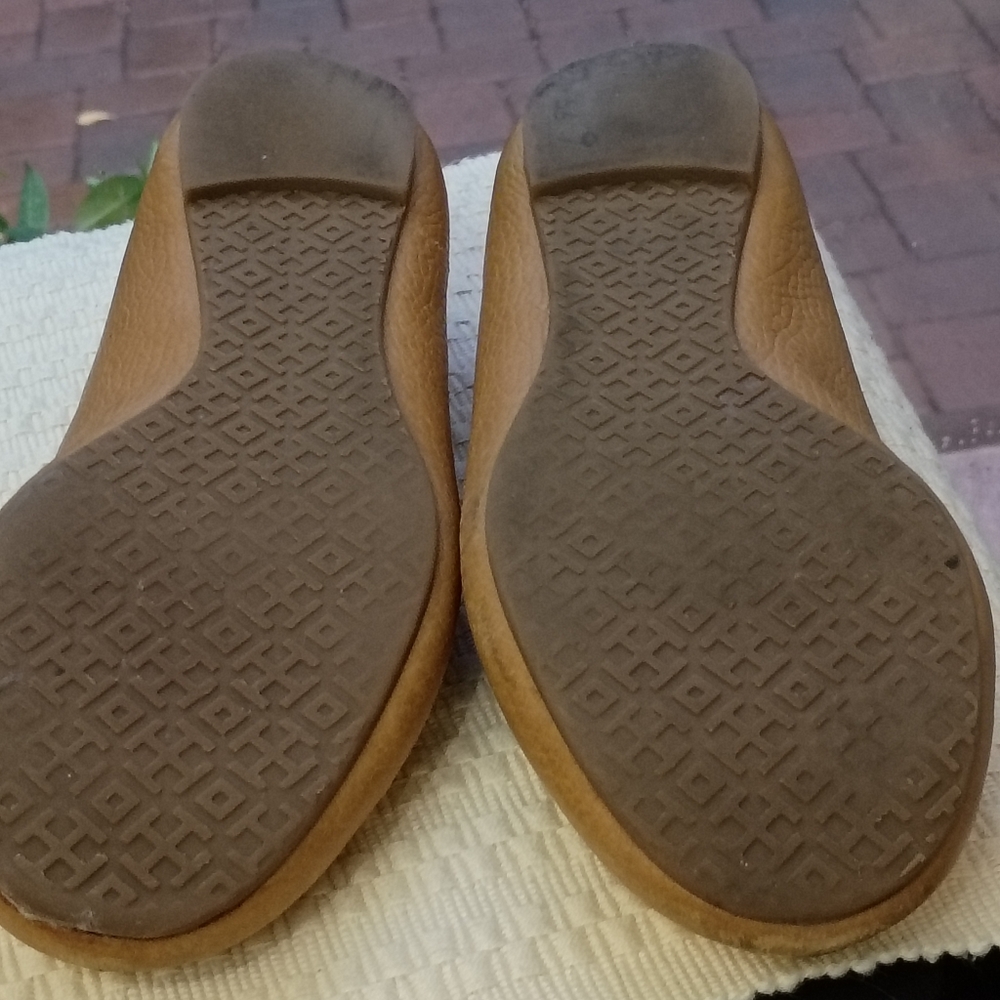 Tory Burch Tan Leather Ballet Flats.Size 6.5. - Picture 7 of 10